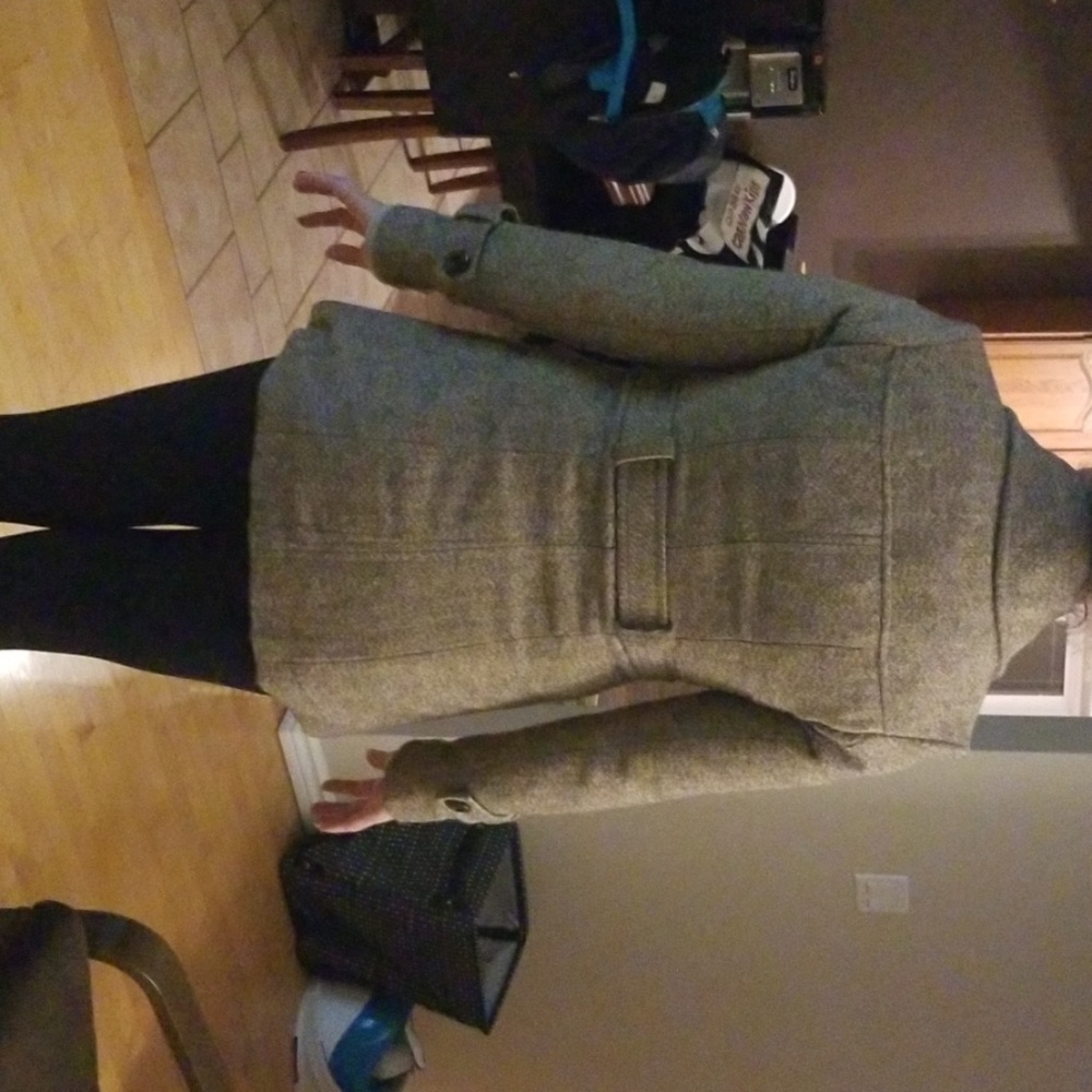 Coat - Picture 2 of 2